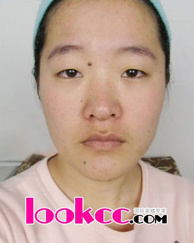 神奇美瞳让丑女变惊艳芭比公主 LOOKCC眼镜网